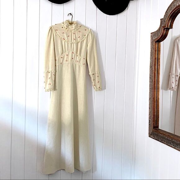 Vintage Betty Lane 70’s Prairie Victorian Embroidered Floral Linen Maxi Dress - Picture 1 of 10